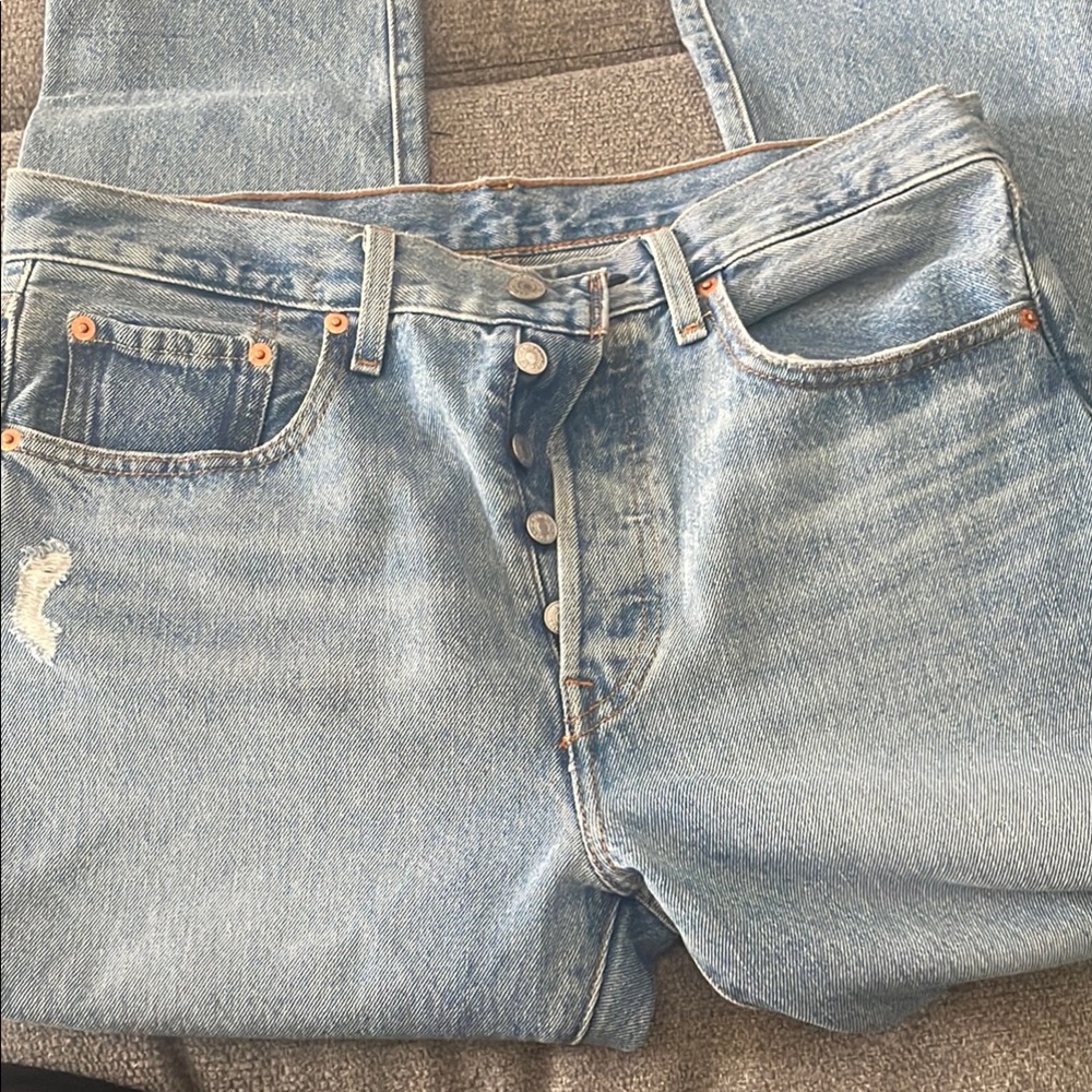Womens Levis Light Blue Jeans